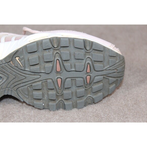 NIKE Women Max Tailwind IV Barely Rose Grey Size CK2600-600 Size 8 - Picture 15 of 16